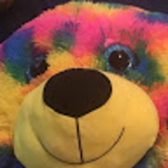 Meet your Posher, Jennifer - Picture 1 of 1